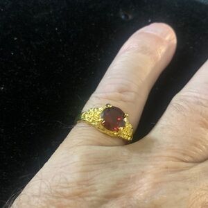 Elegant Gold and Red Cubic Zirconia Ring